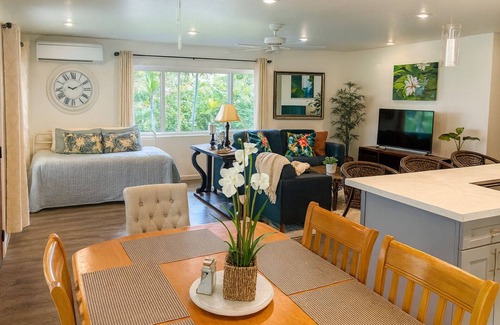 Hauula House | Mauka Sunrise, Walk to Hau‘ula Beach & Trails, A/C
