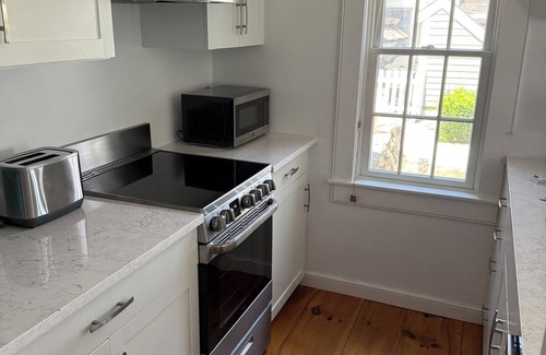 Mashpee Cottage | Maushop Village Getaway with Ocean Views, Steps to Private Beach