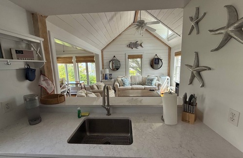 Mashpee Cottage | Maushop Village Getaway with Ocean Views, Steps to Private Beach