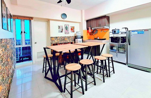 San Jose Condo | MaxLove💗3BR 16ꆜ *Pool *Parking *Netflix