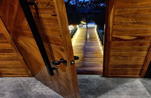 Soliman Bay Cottage | Maya Eco-Tower Oasis: Elevate your living amidst nature, steps from Cenote!