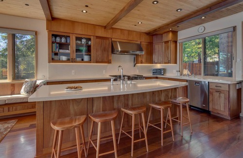 Tahoe Sierra Estates House | Maybach Lake House - Lakefront - TLUXP