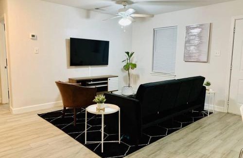 Sugar Land House | Mayfield @ Oyster Creek - Tranquil Creek & Nature!