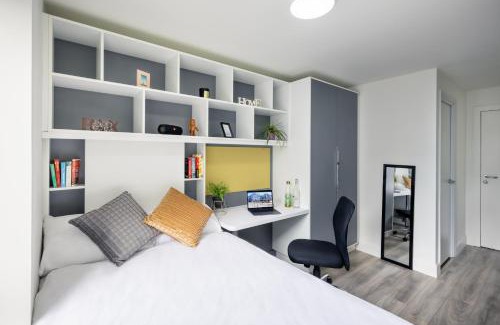 North Wall Apartment | Mayor Square