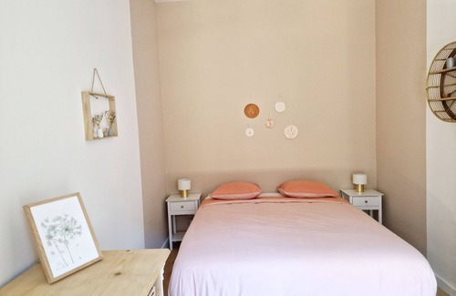 Garrigues Other | Mazet de Charme Avec Jacuzzi au Calme