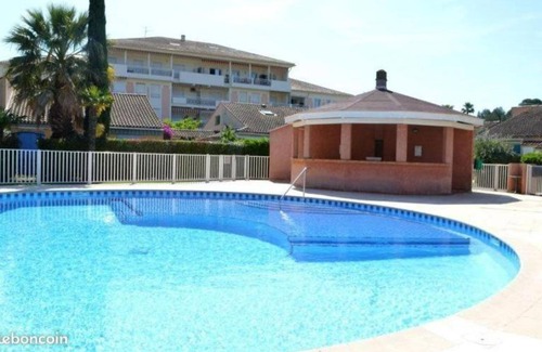 Le Lavandou Apartment | Mazet Tahiti Parc