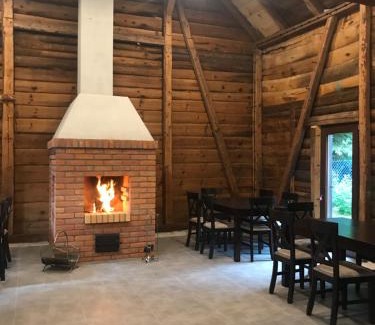 Worliny Ski Chalet | Mazurska Zagroda - Żabi Rechot - dom - stodoła - jacuzi-sauna