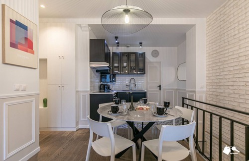 17th Arrondissement Apartment | MBA - Cavalloti Splendide Appartement
