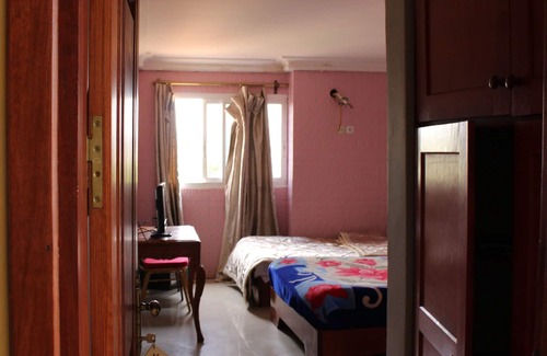 Bafoussam Hotel | Mbatkam Palace