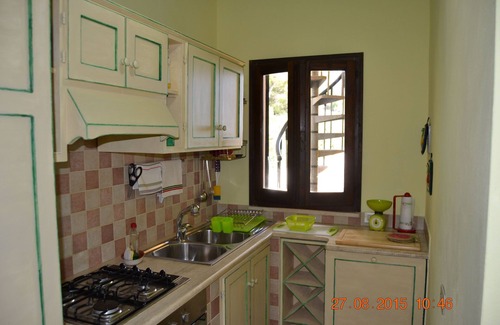 Maladroscia House | Mc Apartment with terrace 20 meters from IUN beach P5027