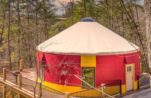 Pigeon Forge Cabin | McBeary is Cozy, Cute, Luxury Yurt w/Big Deck, Hot Tub - Next to Dollywood