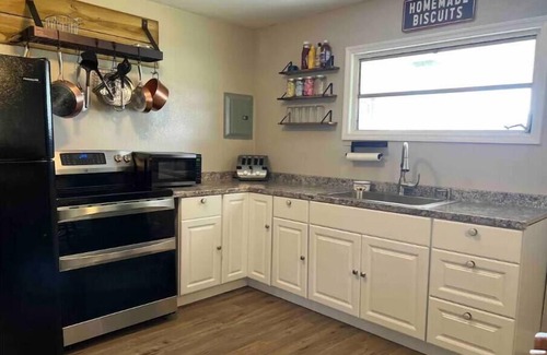 Okeechobee House | Mccoin Home-Centrally located-HOTTUB!