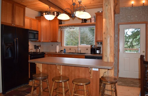 Lakeside House | Mcdragonfly Cabin-wow! This Is Some Cabin.
