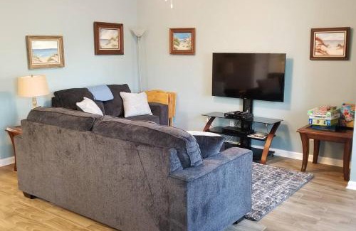 El Centro Beach House | McDrifty's Hideaway