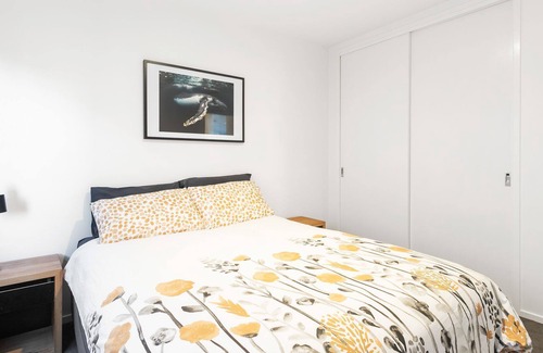 Burrill Lake House | McGrath welcome's you to Junali with lake views , Stay 4 pay 3 for the whole month of April