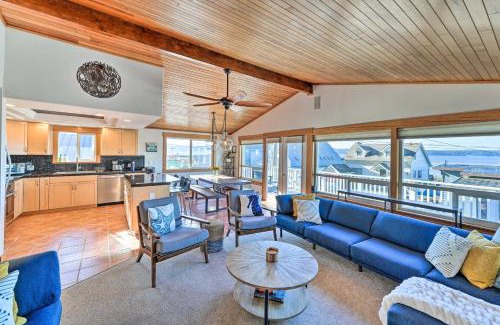 Stanwood House | McKees Beach House with Ocean Views, Hot Tub!