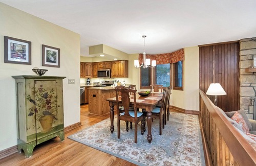 Blowing Rock Condo | Mckinley 1 | Fireplace, Restaurant, Pool, Spa