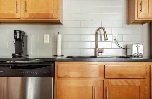 Wholesale District Apartment | McOuat Place 6B - Luxury 1 Bed Downtown Indy Apartment Prime Location