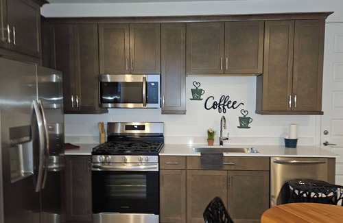 Goodyear Apartment | Mdern 1 Bedroom apartment perfect for Spring Training season,Nascar races events