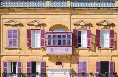 Mdina House | Mdina Main Square Duplex in City walls Unique Balcony with Cathedral &City Views