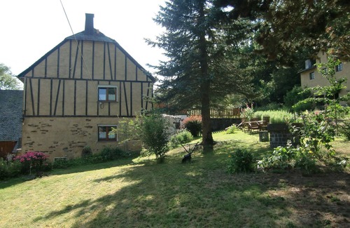 Kaifenheim Apartment | Meadow Escape – Kaifenheim