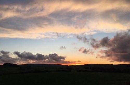 Tideswell Bed & Breakfast | Meadow Lodge