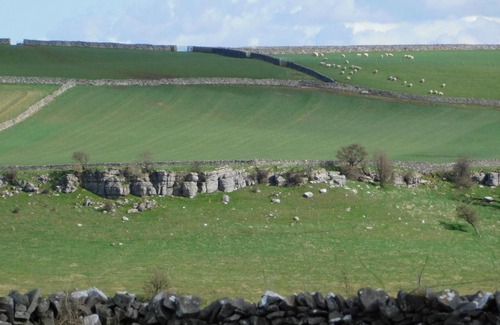 Tideswell Bed & Breakfast | Meadow Lodge