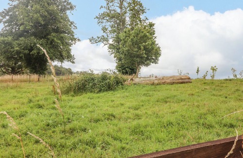 Coolbawn House | MEADOW VIEW, pet friendly in Coolbaun, County Tipperary