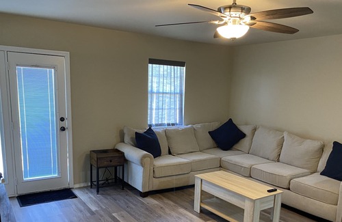 Heavener House | Meadowbrook LN Home