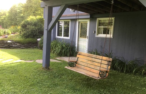 Waterbury Apartment | Meadows Mountains and more
