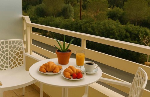 Gialos House | Mear Luxury Suite - The Ultimate Summer Nest