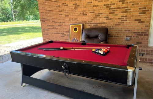 Cedar Grove House | (Mebane) Relaxation Retreat (Near Chapel Hill and Durham)