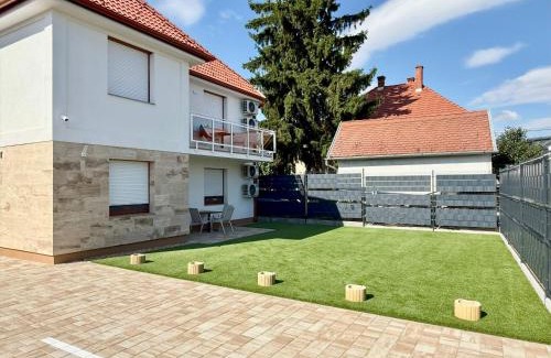 Sarvar Apartment | MEDA Apartman
