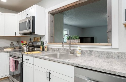 Conner House | Medicine Tree Chalet in Conner