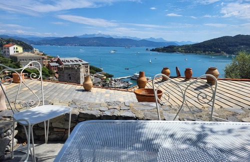 Portovenere House | Medieval rustic with garden and wonderful sea view
