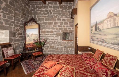 Pratovecchio Villa | Medieval Tower Lungarno your wedding in Tuscany
