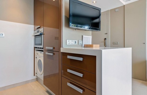 Torredembarra Apartment | Mediterranean sea views while having breakfast