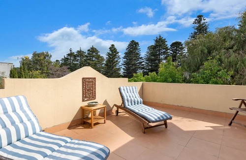Port Fairy House | Mediterranean styled house around the corner form East Beach