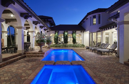 Moorings House | Mediterranean Villa in the heart of Naples! Location & Luxury!