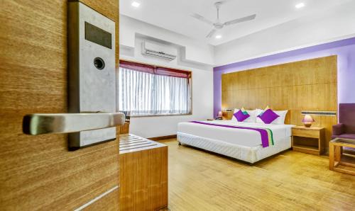 Kozhikode Hotel | Medora Hotel by Rak Rooms