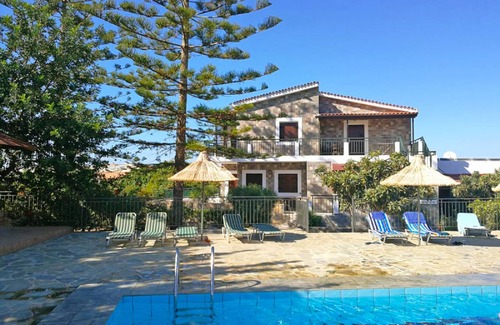 Old Hersonissos Apartment | Medusa Double Chersonisos