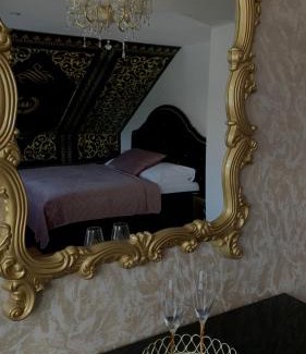 Hlohovec Apartment | Meduza Wellness Spa s ubytovaním
