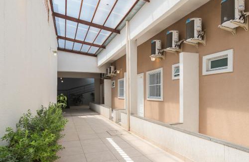 Serrinha House | Mega Aeroporto Hotel Apenas 1 km de distância do Aeroporto de Fortaleza