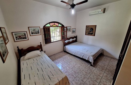 Pereque House | Mega comfortable house walking distance from Pereque Angra Beach