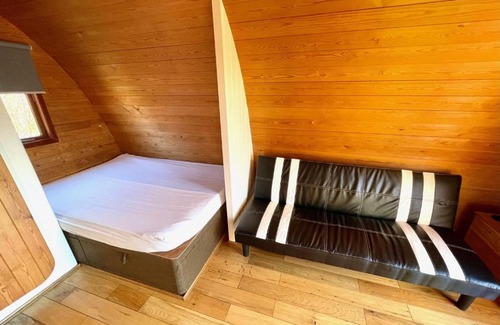 Brightlingsea House | MegaPod 2 at Lee Wick Farm Cottages & Glamping
