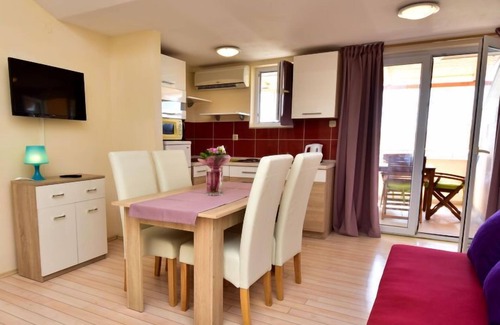 Dinjiska Apartment | Melandura by Interhome