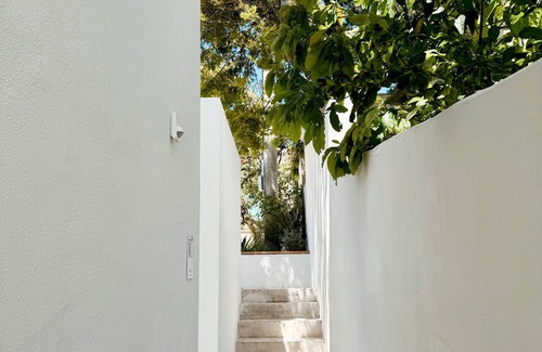 Maslinica Apartment | MELBA Split - Island Šolta - All year sea view Boutique STUDIO 2.2 Castle View