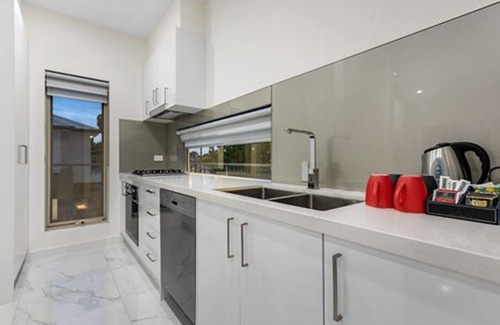 Tullamarine Hotel | Melbourne Airport Motel