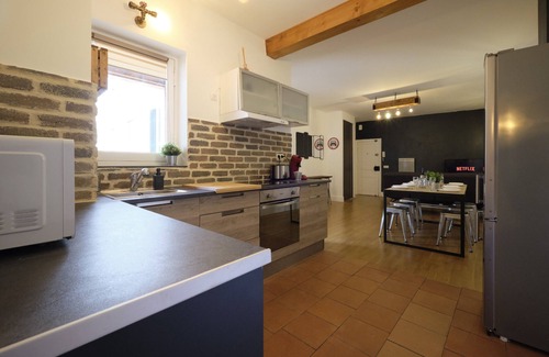 Bastide Saint-Louis Apartment | Melina 2 in the ramparts of the Bastide with terrace