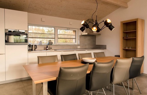 Ballum Villa | Melle is a luxury villa with sauna located on the Roosdunen grounds in Ballum.